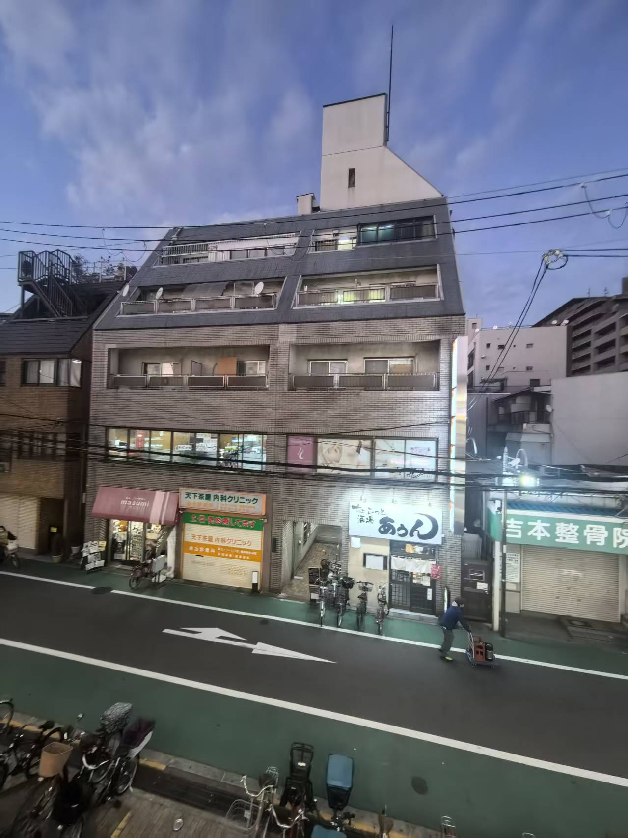 泰山大厦